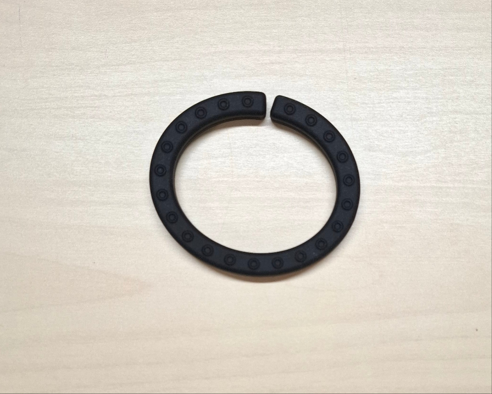 Anneau en silicone coupé