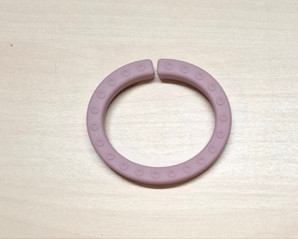 Anneau en silicone coupé