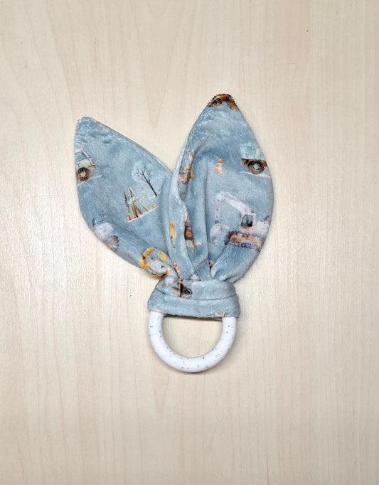 Oreille de lapin Camion et tracteur en chantier de construction