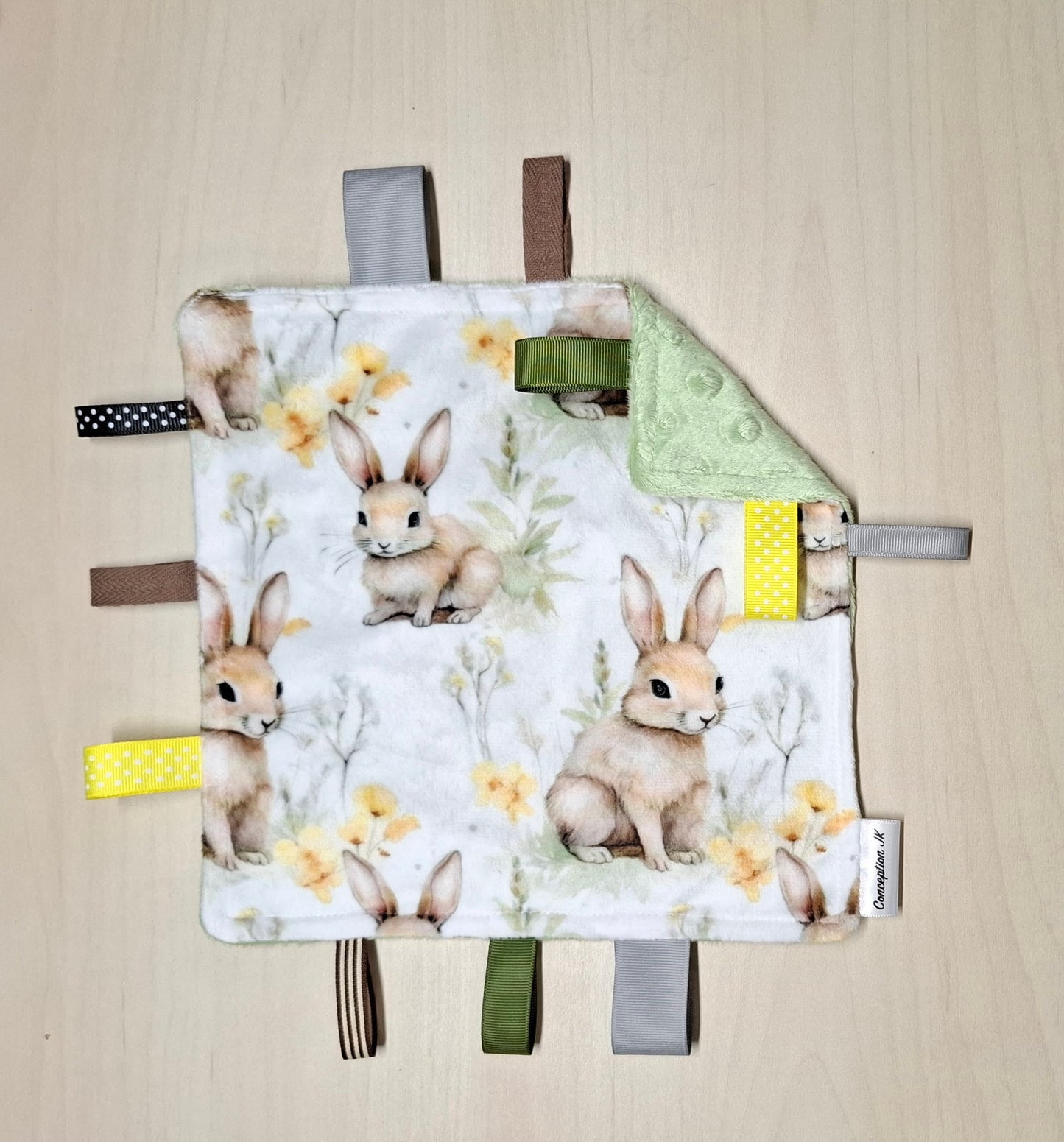 Craquante Lapins et fleurs jaune