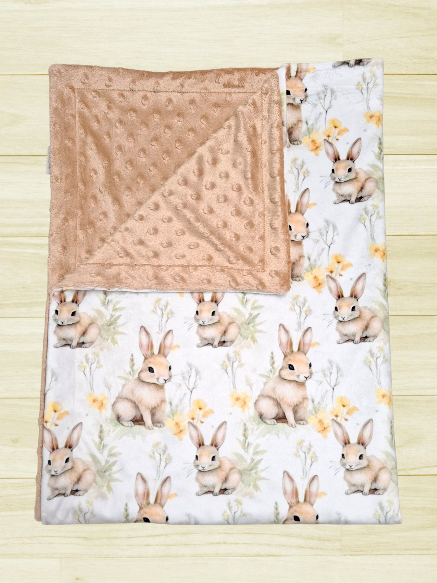Couverture Lapins et fleurs jaunes
