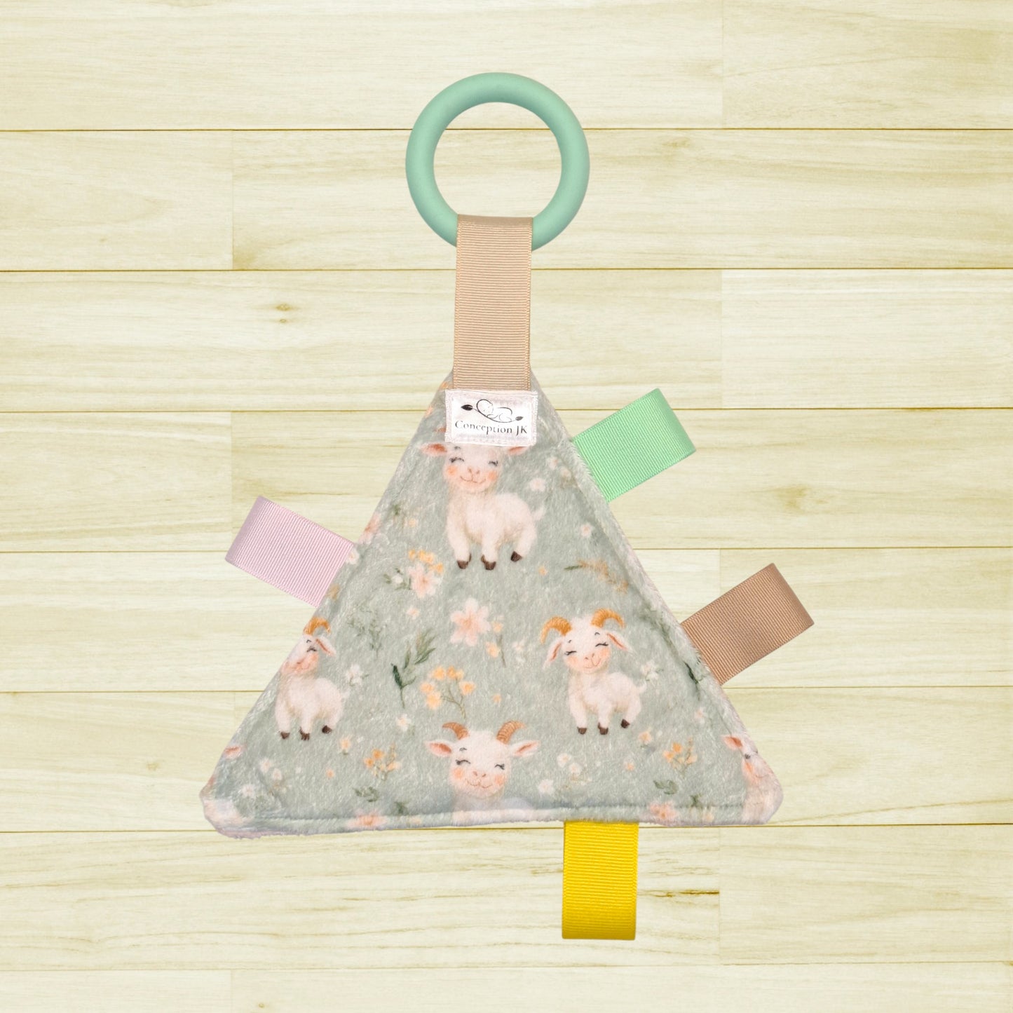 Triangle craquant Chèvres et fleurs