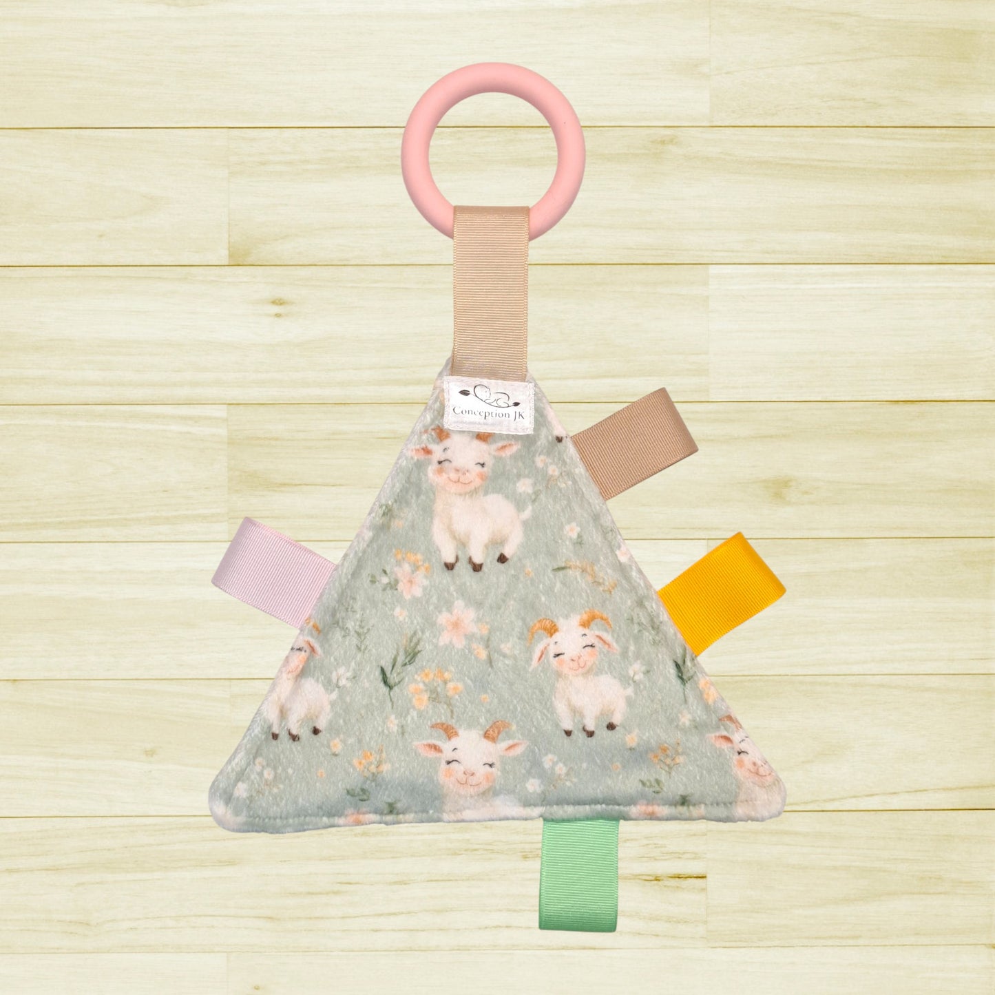 Triangle craquant Chèvres et fleurs