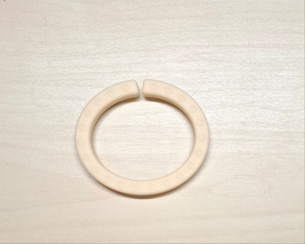 Anneau en silicone coupé