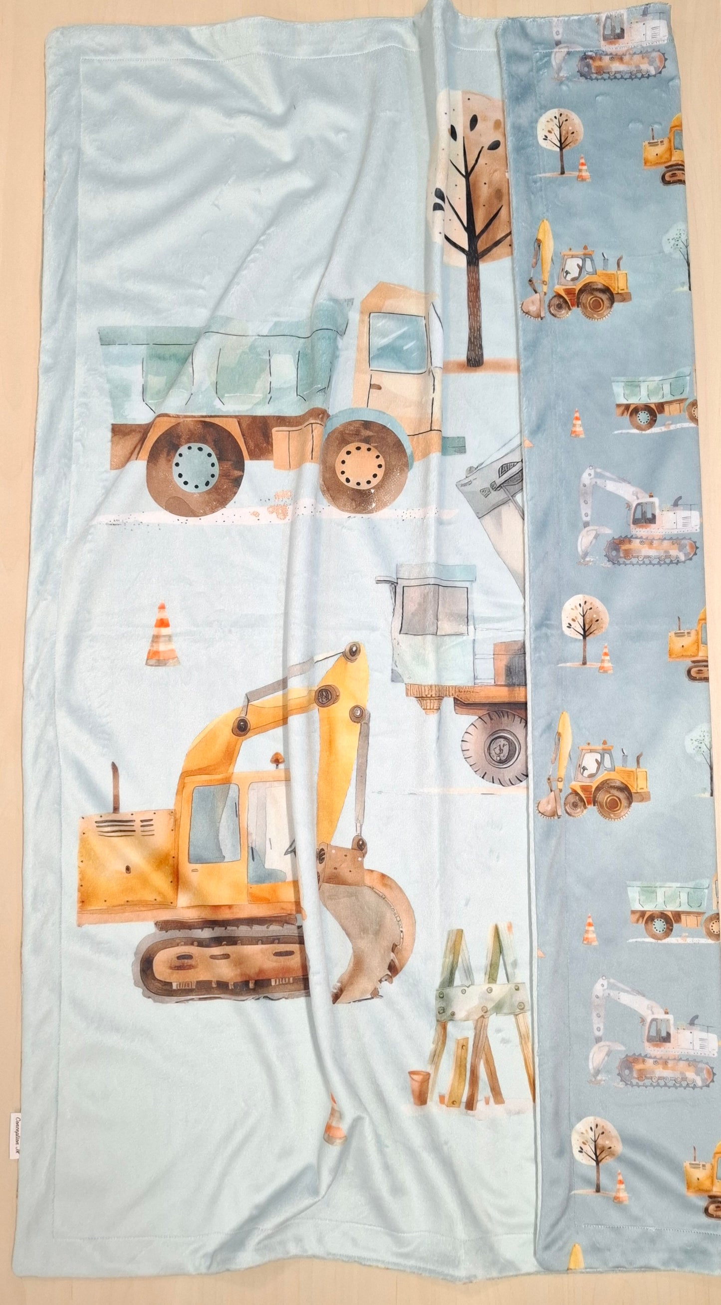 Couverture panneau Camion et tracteur en chantier de construction