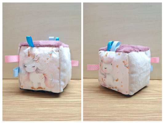 Cube Licornes et cornets aquarelle
