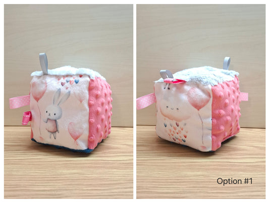 Cube Lapins et ballons coeur rose