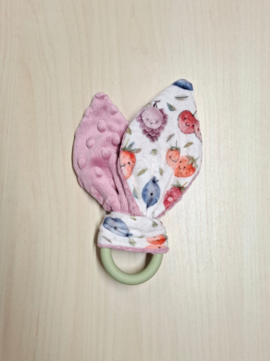 Oreille de lapin Petits fruits aquarelle