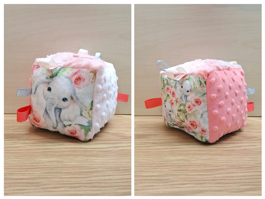 Cube Éléphants floral doré