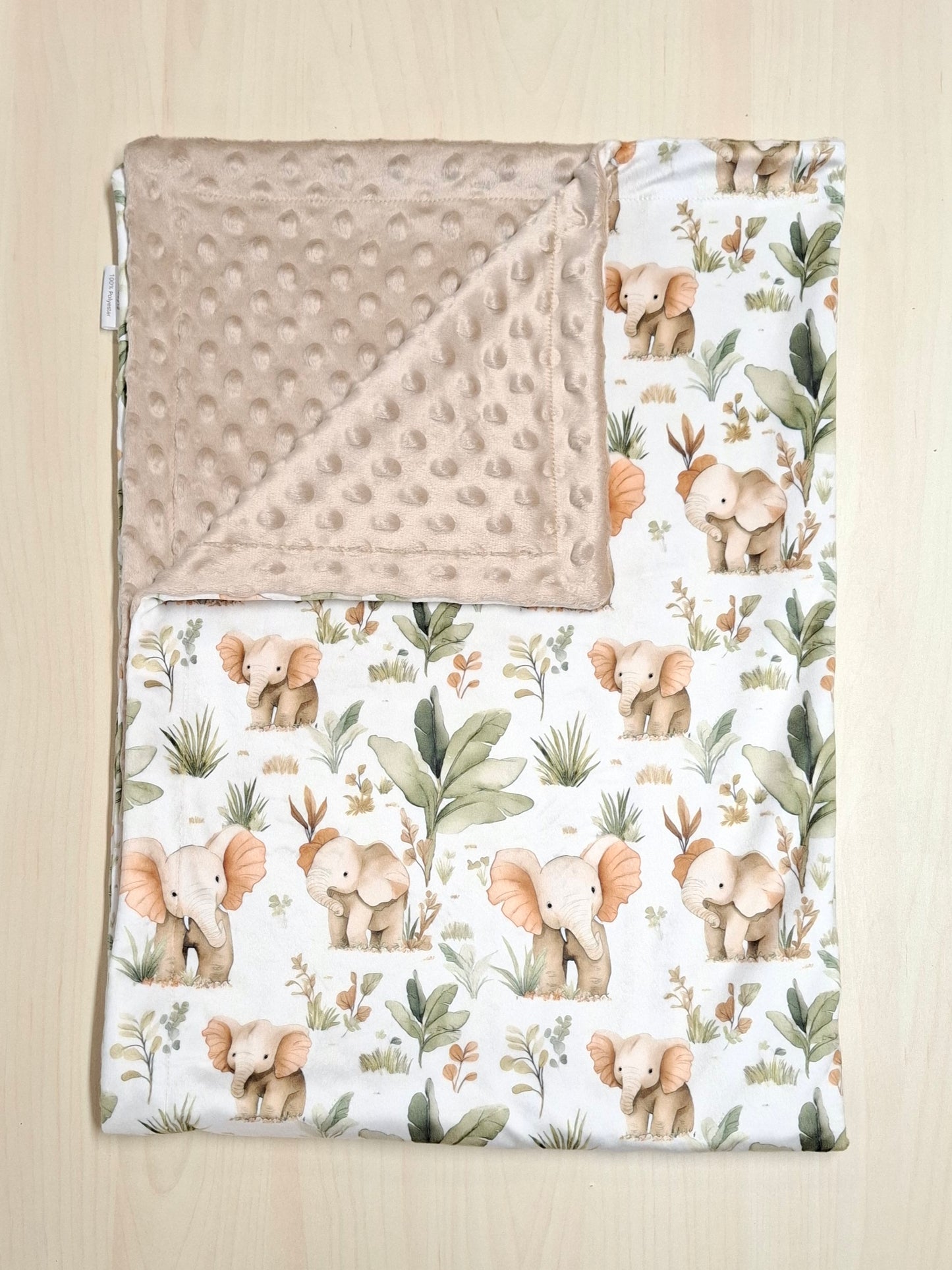 Couverture Éléphants et feuillage