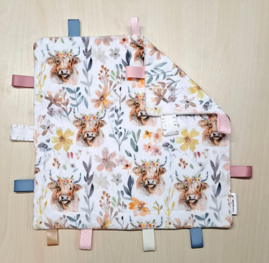 Grande Vaches highland et fleurs aquarelle