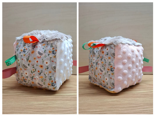 Cube Canards floral