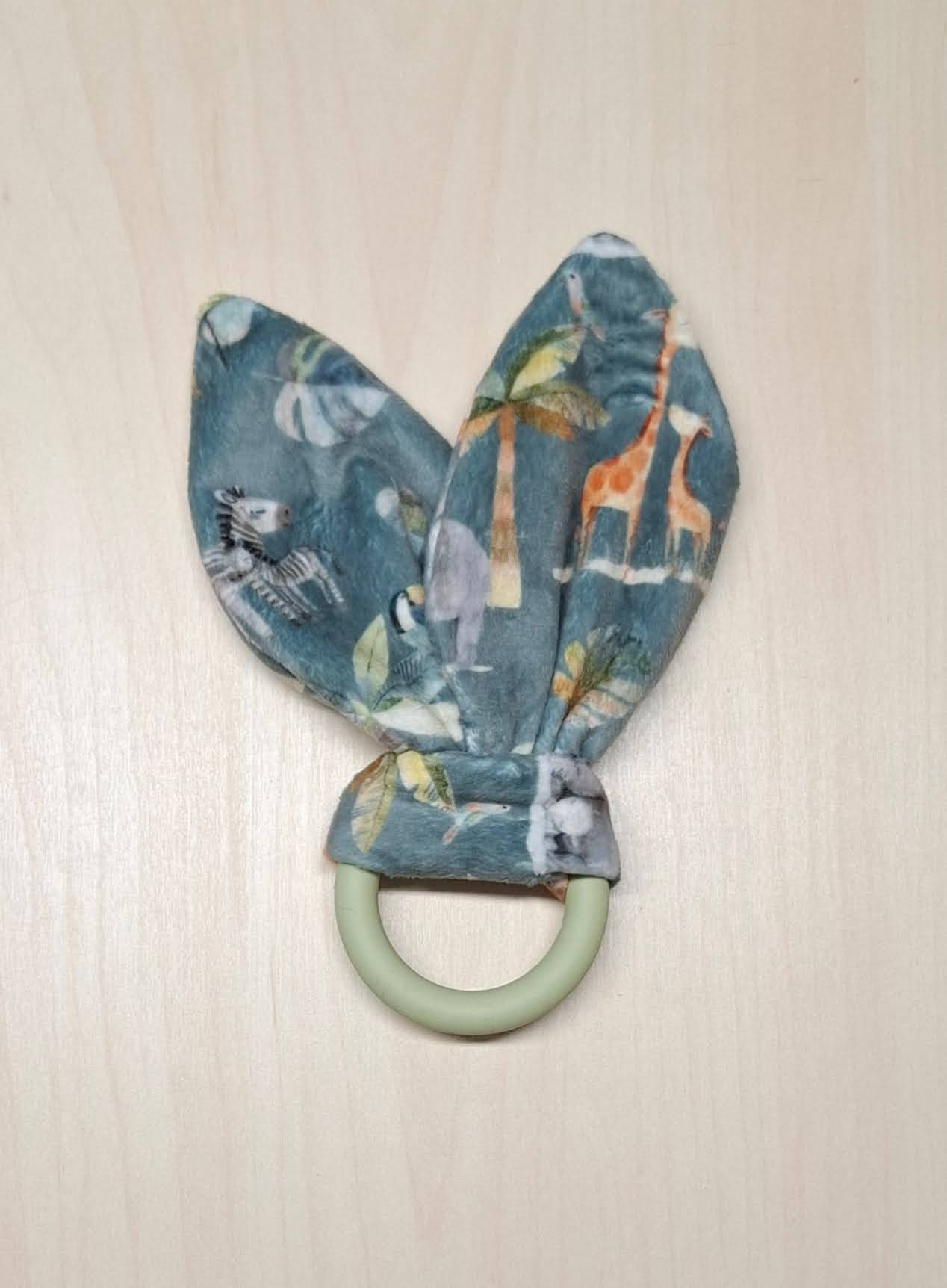 Oreille de lapin Promenade sous les palmiers