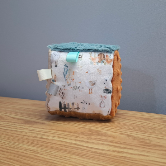 Cube Fermette de pâque