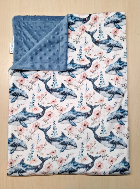 Couverture Baleine et fleurs aquarelle rose