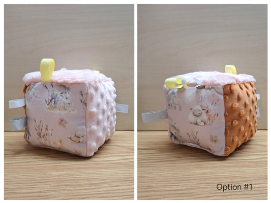 Cube Mamans et bébés à la ferme