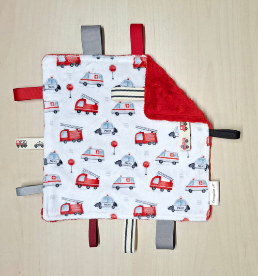 Craquante Ambulance, pompier et police