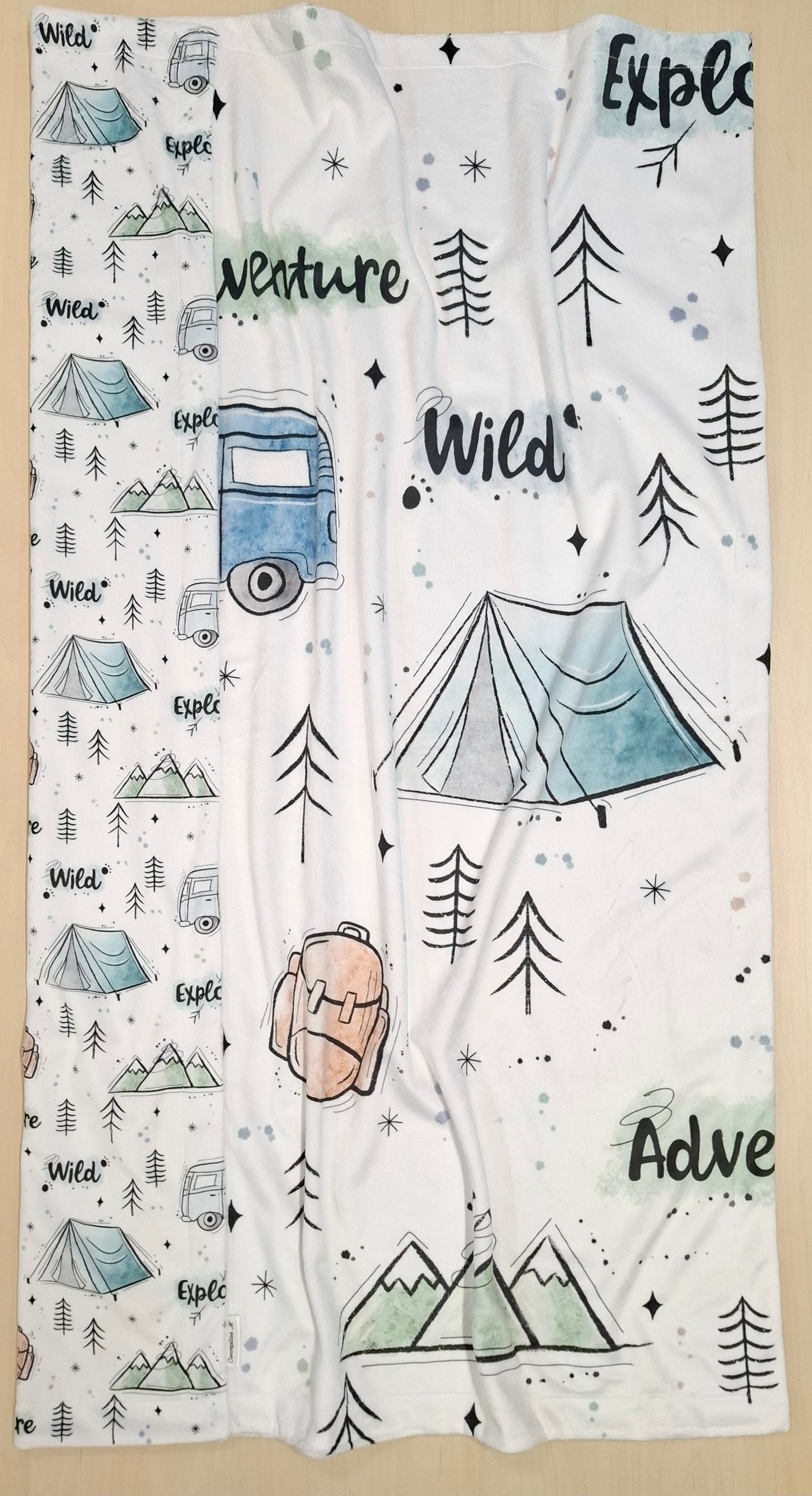 Couverture panneau Explore, adventure, wild
