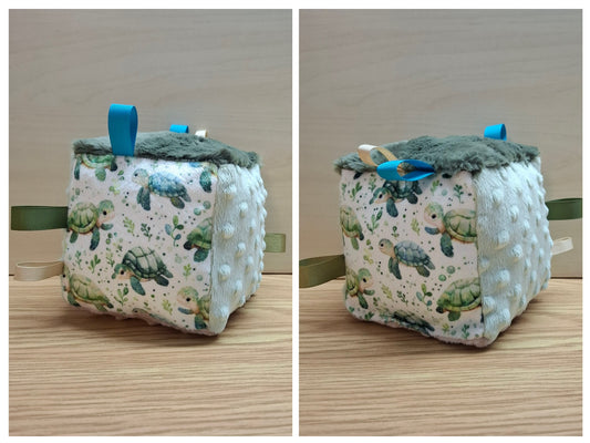Cube Tortues et feuillage