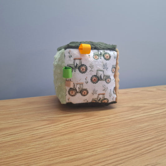 Cube Travail au champs